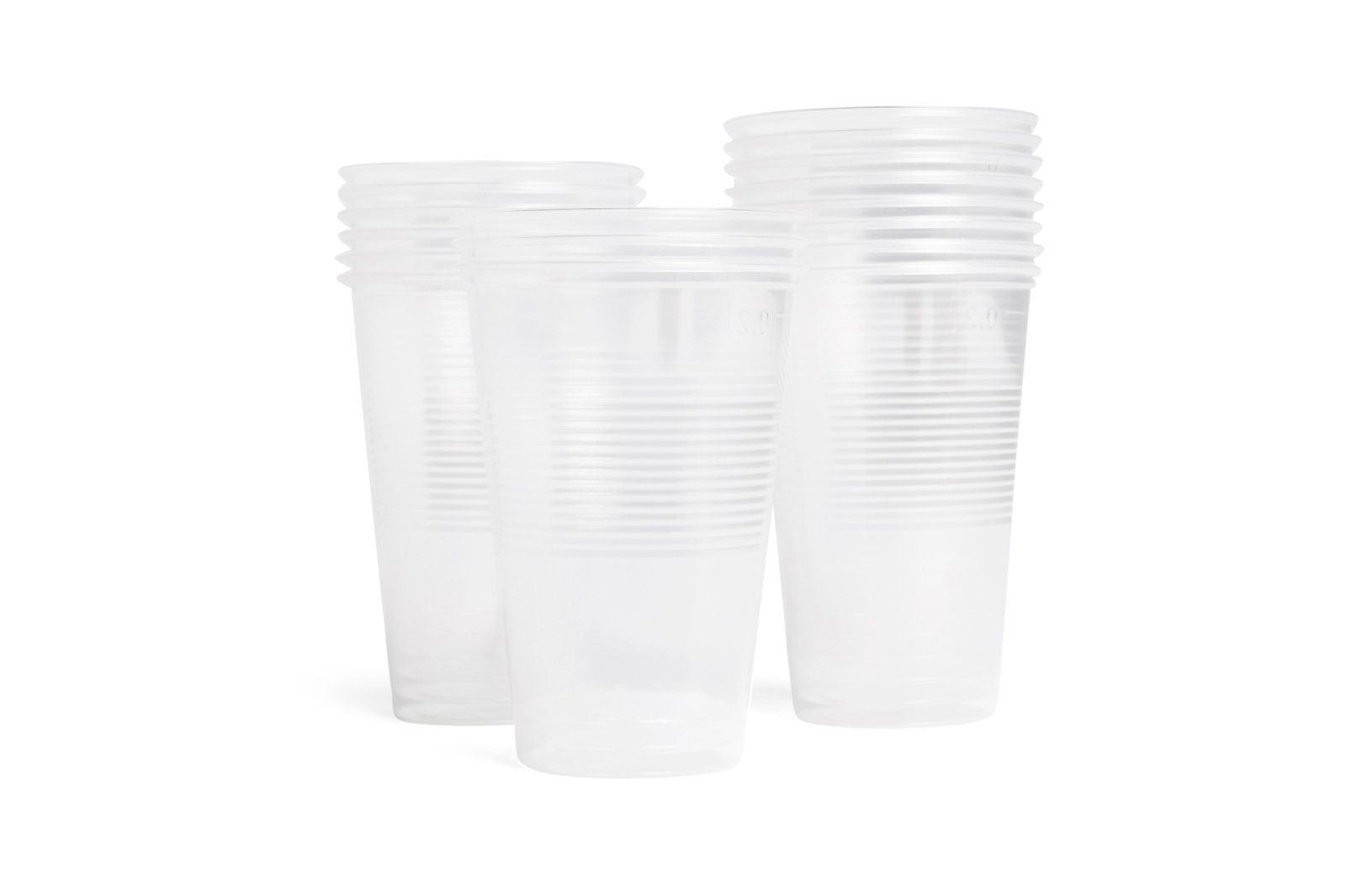 Plastični kozarci so odlični za piknike